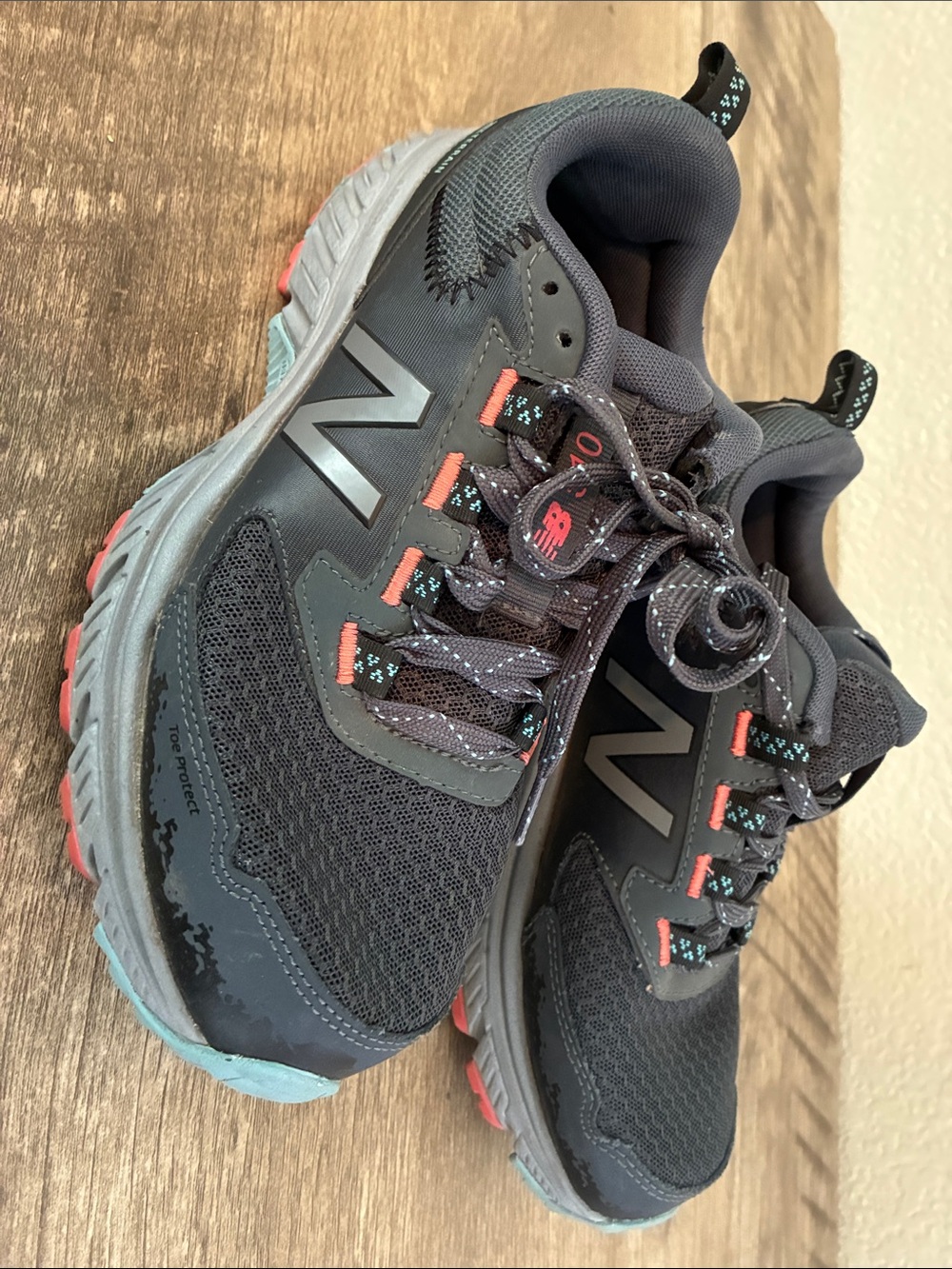Like New: New Balance Acteva Trail Navy Blue Sneakers with Coral & Blue Accents